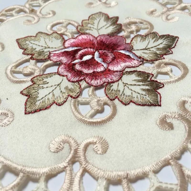 4pcs Round Embroidered Flower  - Conference Table Round 评论和价格
